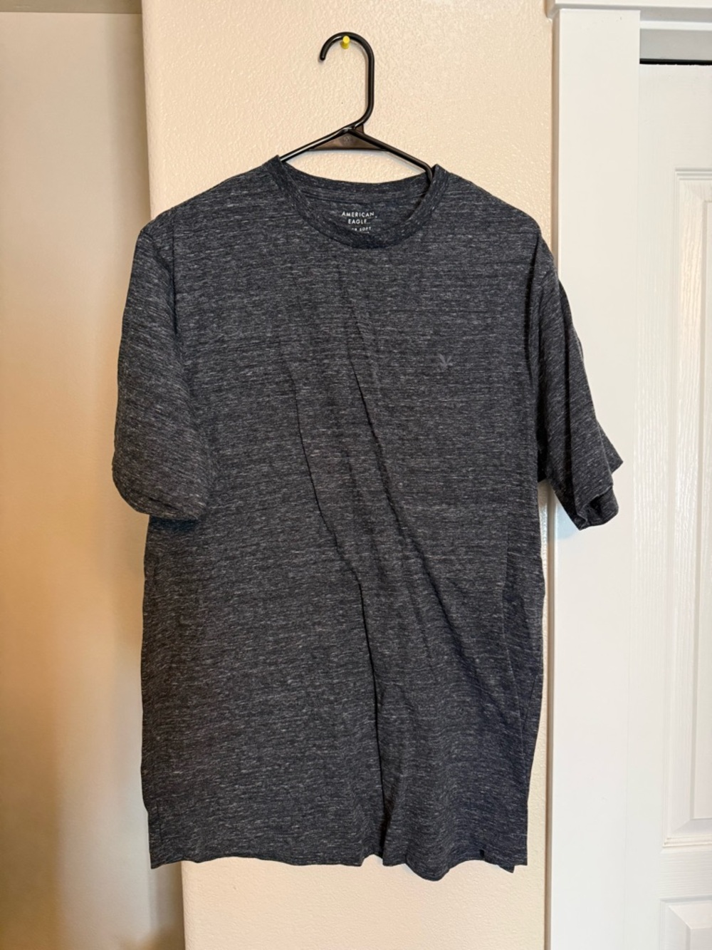 American Eagle Outfitters Men’s Charcoal Heather Crew Neck T-Shirt, Size: LT